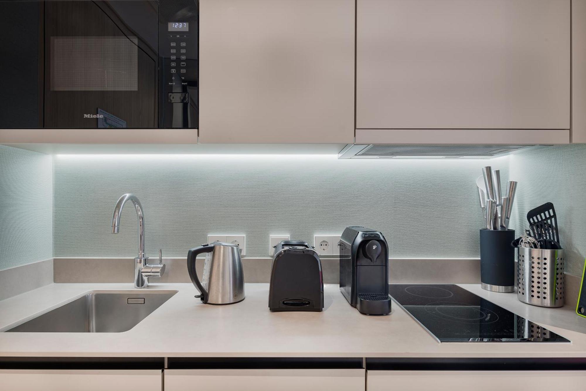 Elisapart - Apartments Am Sommerschloss พอทสดัม ภายนอก รูปภาพ